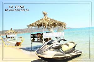 La casa de coucou beach